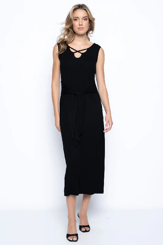 Keyhole Cut Out Neckline Maxi Dress